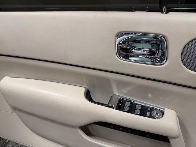 2019 Rolls-Royce Wraith Coupe - 22987194 - 13