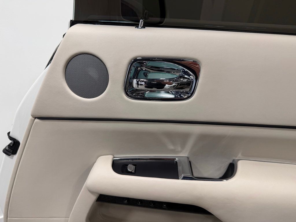 2019 Rolls-Royce Wraith Coupe - 22987194 - 27