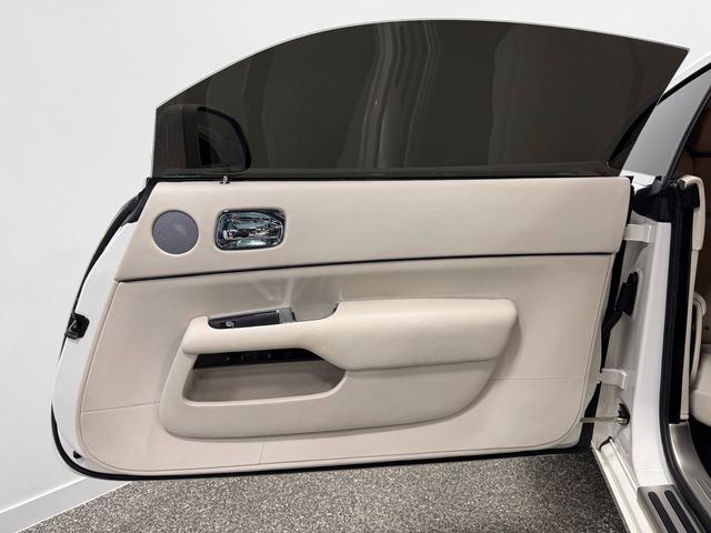 2019 Rolls-Royce Wraith Coupe - 22987194 - 28