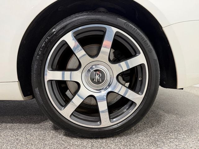 2019 Rolls-Royce Wraith Coupe - 22987194 - 8