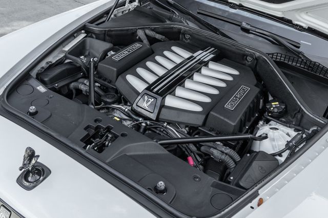 2019 Rolls-Royce Wraith Coupe - 22985695 - 27