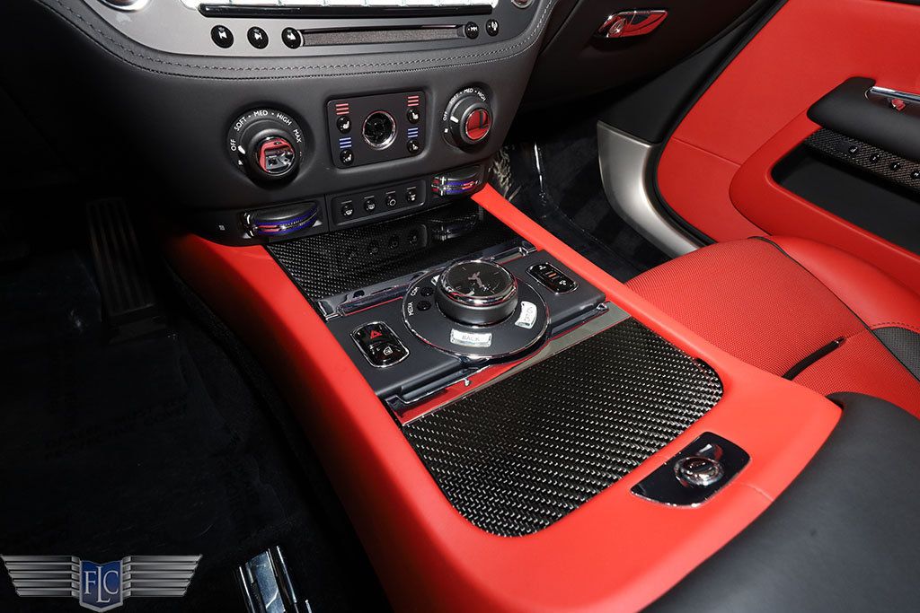 2019 Rolls-Royce Wraith Coupe - 22263215 - 30