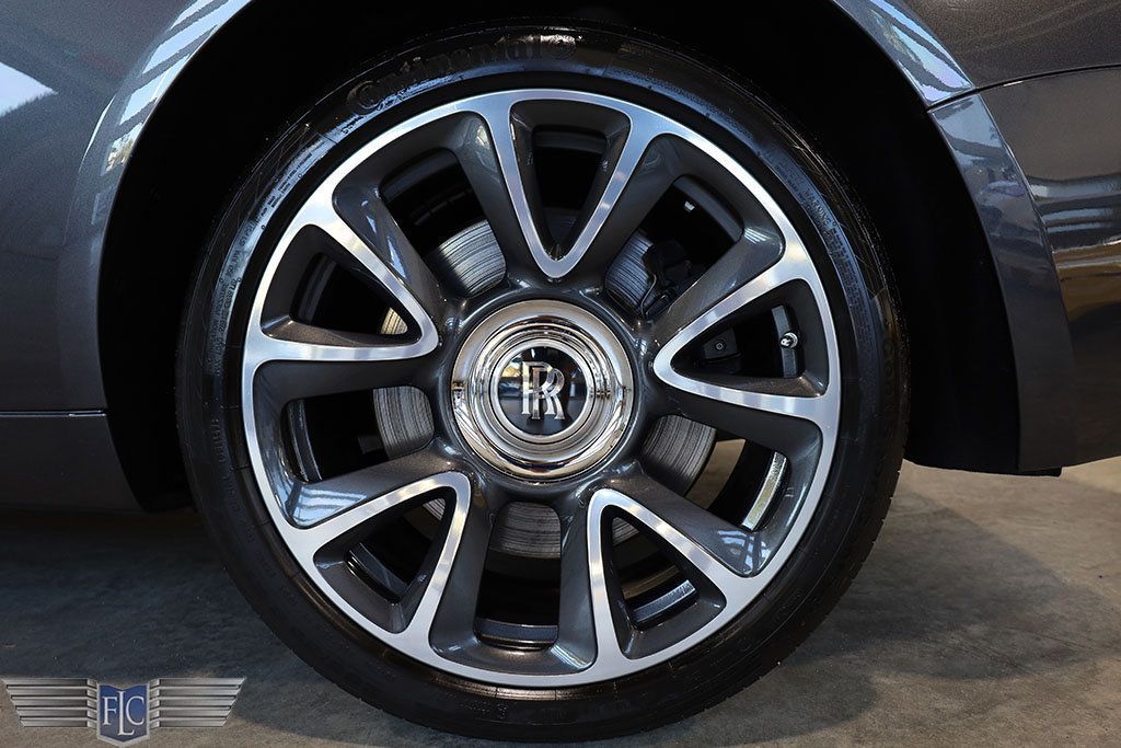 2019 Rolls-Royce Wraith Coupe - 22263215 - 37