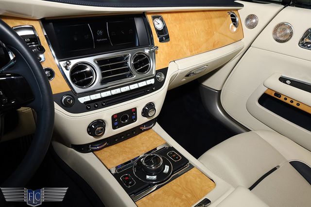 2019 Rolls-Royce Wraith Coupe - 22959552 - 27