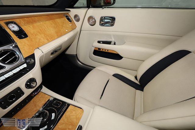 2019 Rolls-Royce Wraith Coupe - 22959552 - 33