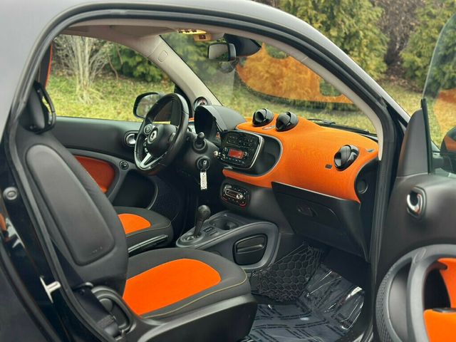 2019 smart EQ fortwo passion coupe - 22956028 - 18