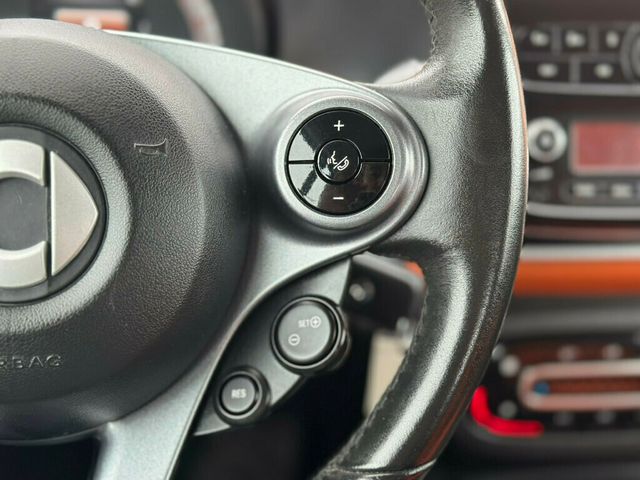 2019 smart EQ fortwo passion coupe - 22956028 - 24