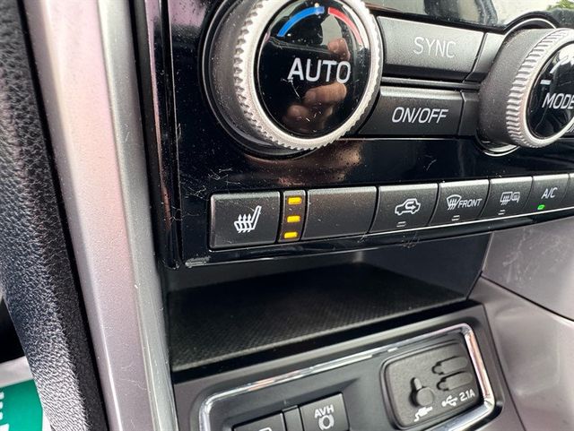 2019 Subaru Ascent 2.4T Premium 7-Passenger - 23031611 - 18