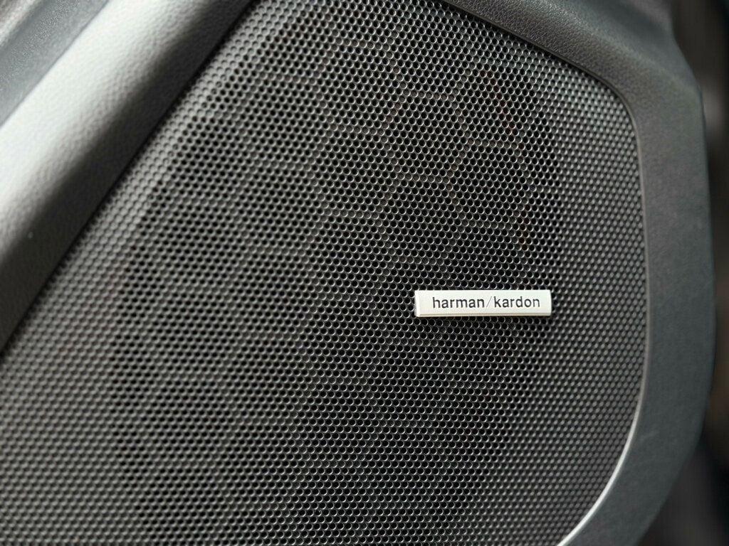 2019 Subaru Ascent 2.4T Touring 7-Passenger - 22983244 - 11