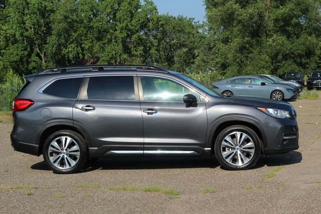 2019 Subaru Ascent ONE OWNER AWD LIMITED W/ NAVIGATION, MOONROOF, LEATHER, CARPLAY - 23049829 - 1