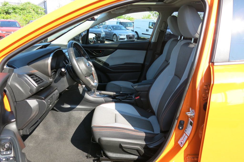 2019 Subaru Crosstrek 2.0i Premium photo 10