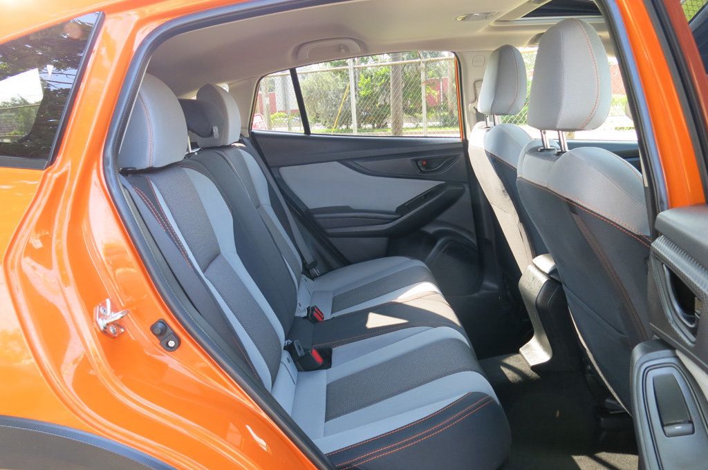 2019 Subaru Crosstrek 2.0i Premium photo 13