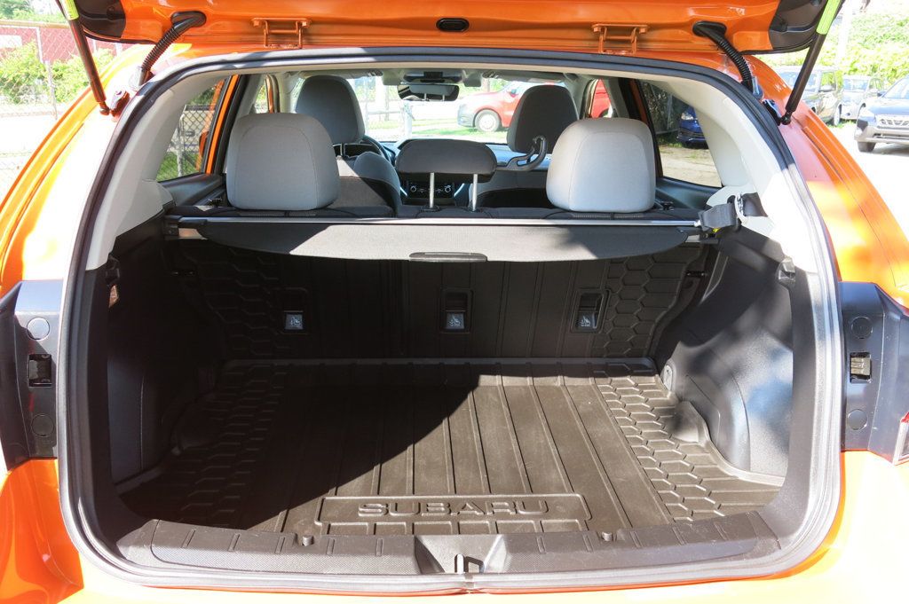 2019 Subaru Crosstrek 2.0i Premium photo 14