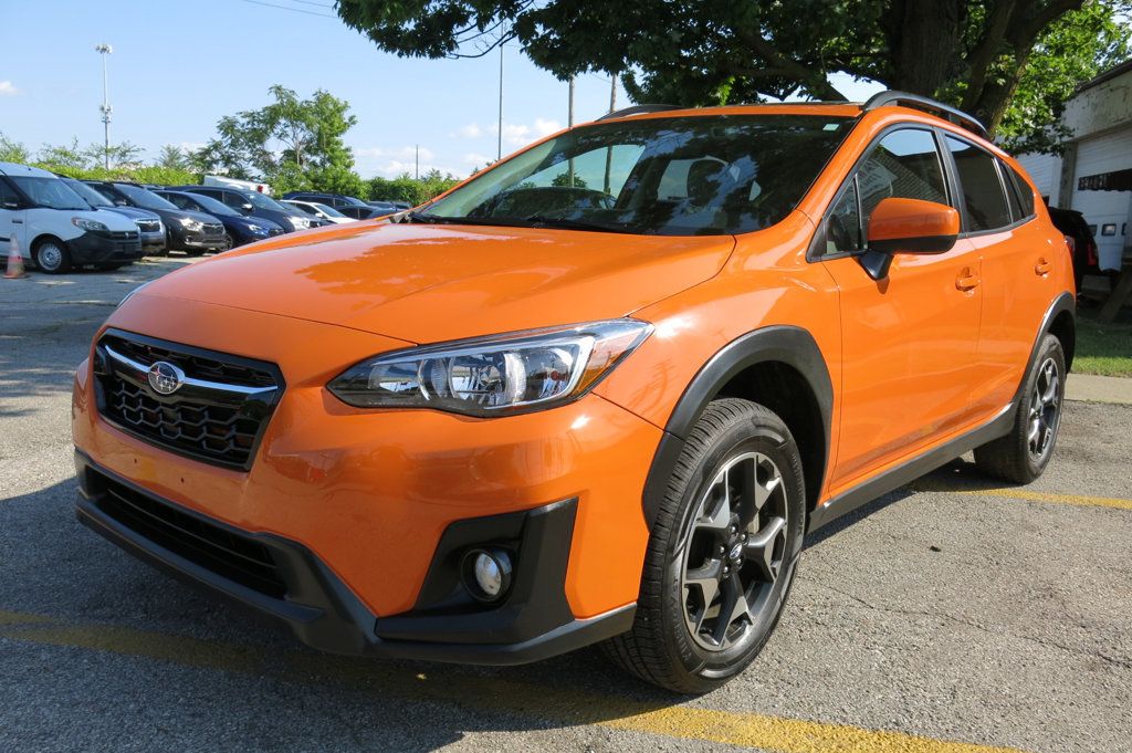 2019 Subaru Crosstrek 2.0i Premium photo 2