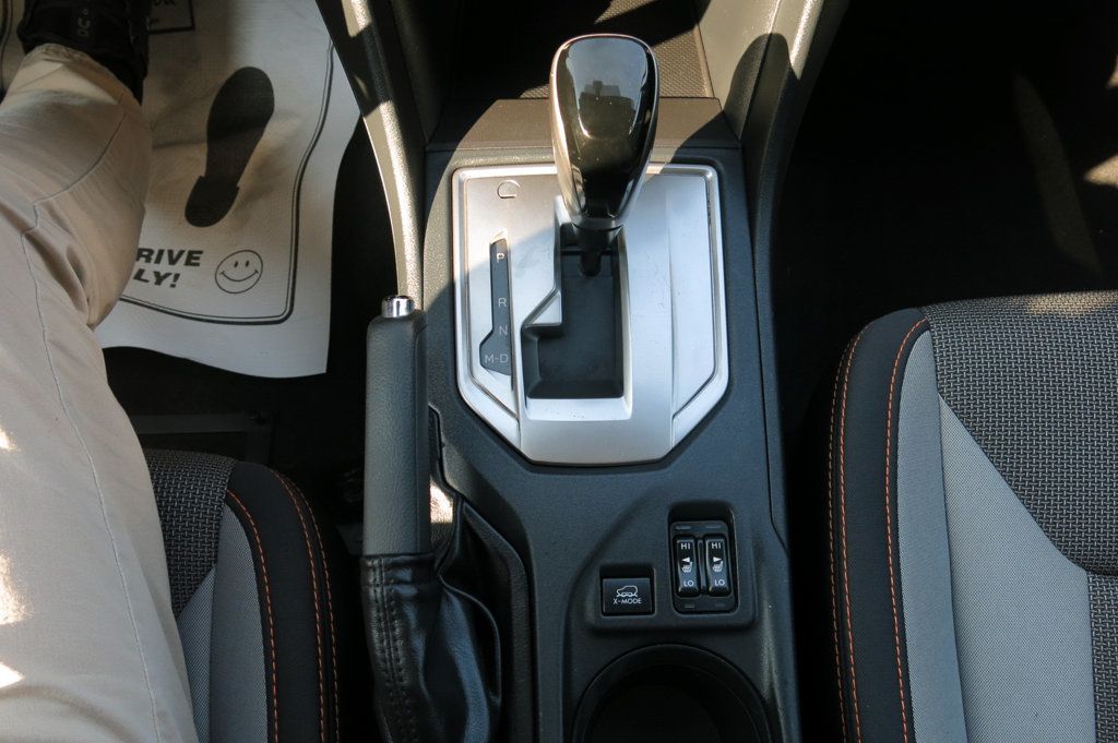 2019 Subaru Crosstrek 2.0i Premium photo 25