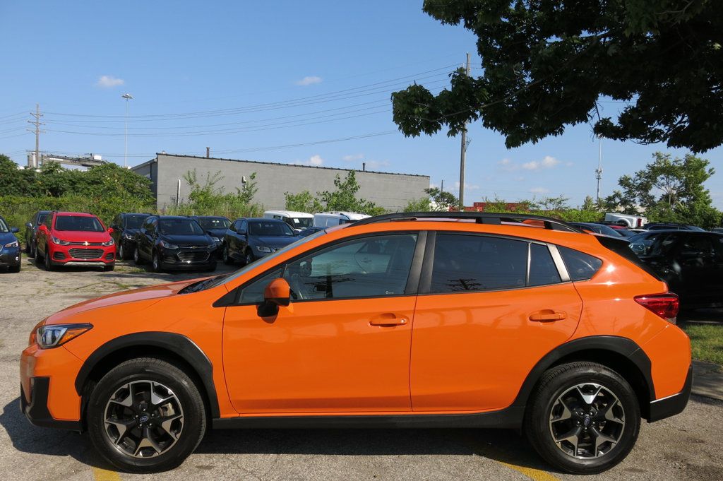 2019 Subaru Crosstrek 2.0i Premium photo 6
