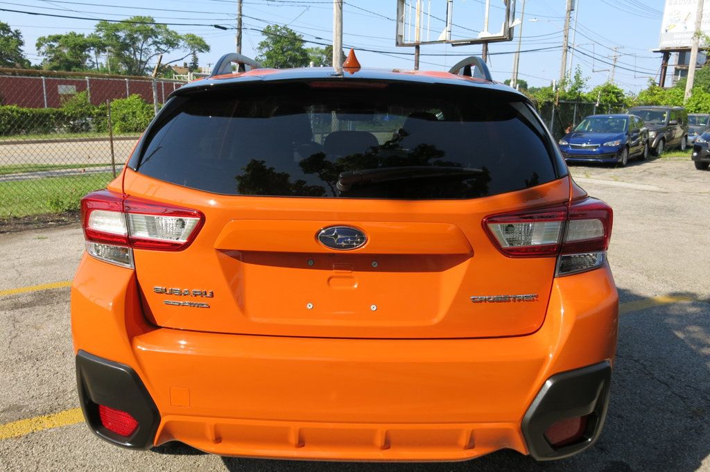 2019 Subaru Crosstrek 2.0i Premium photo 8