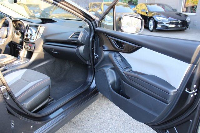 2019 Subaru Crosstrek 2.0i Premium photo 21