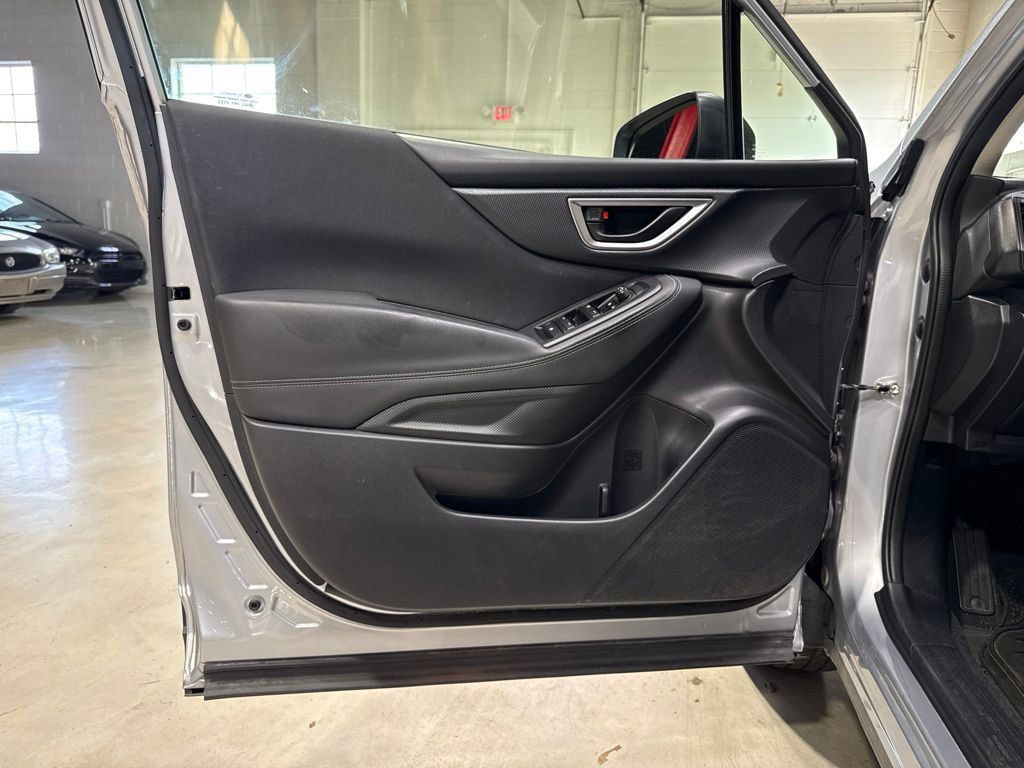 2019 Subaru Forester 2.5i - 23074780 - 18