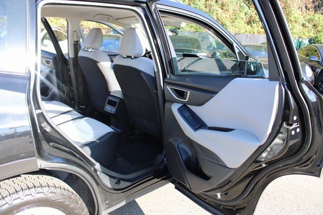 2019 Subaru Forester 2.5i photo 18