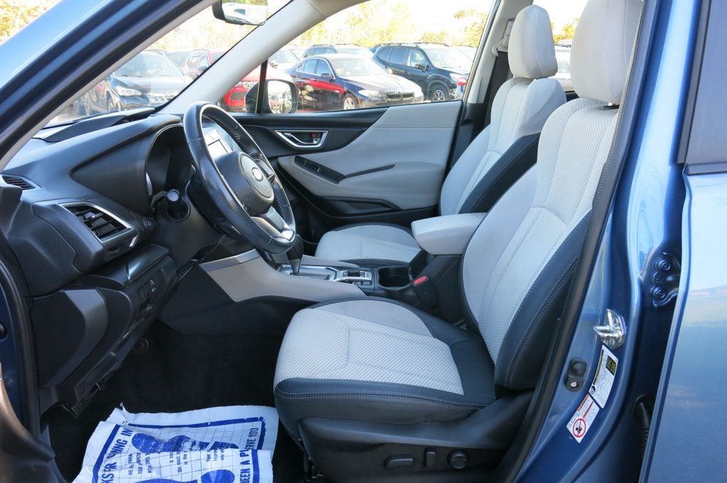 2019 Subaru Forester 2.5i Premium - 23097779 - 12