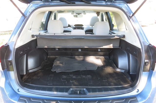 2019 Subaru Forester 2.5i Premium - 23097779 - 16