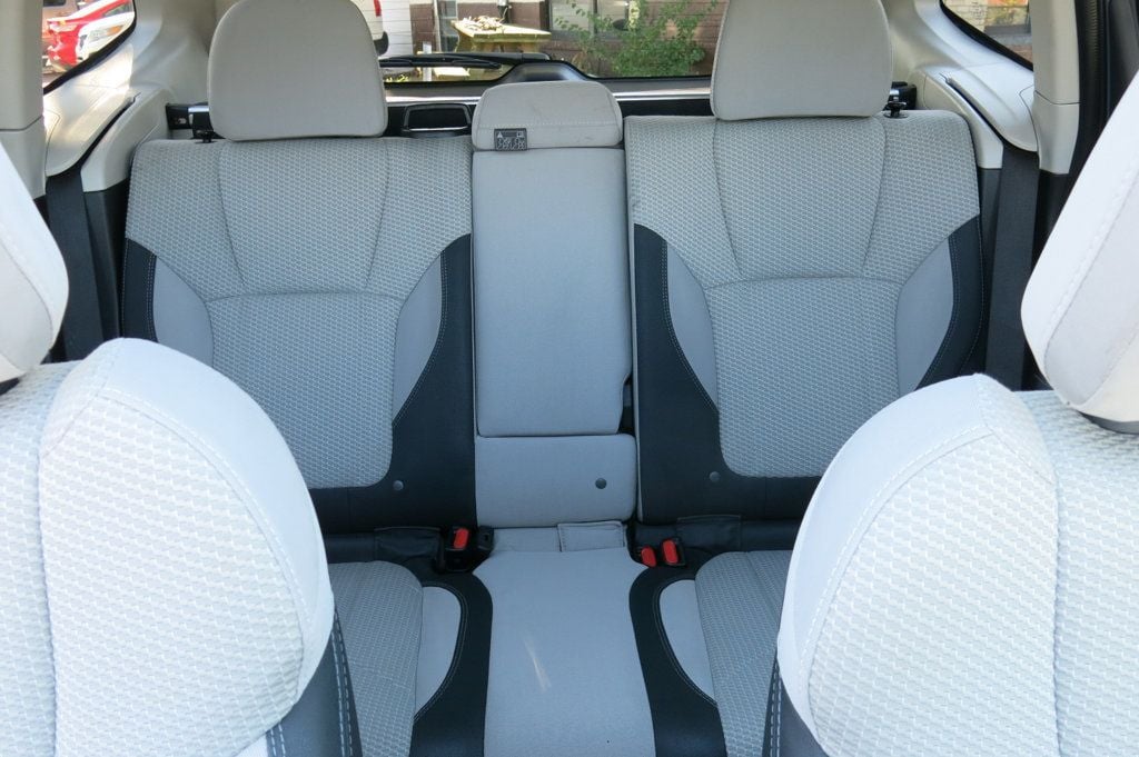 2019 Subaru Forester 2.5i Premium - 23097779 - 17