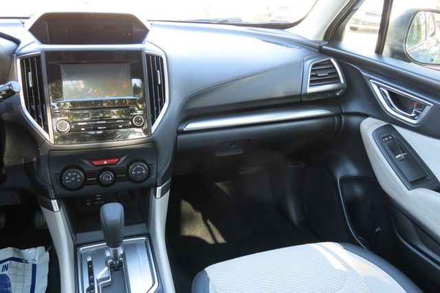 2019 Subaru Forester 2.5i Premium - 23097779 - 53