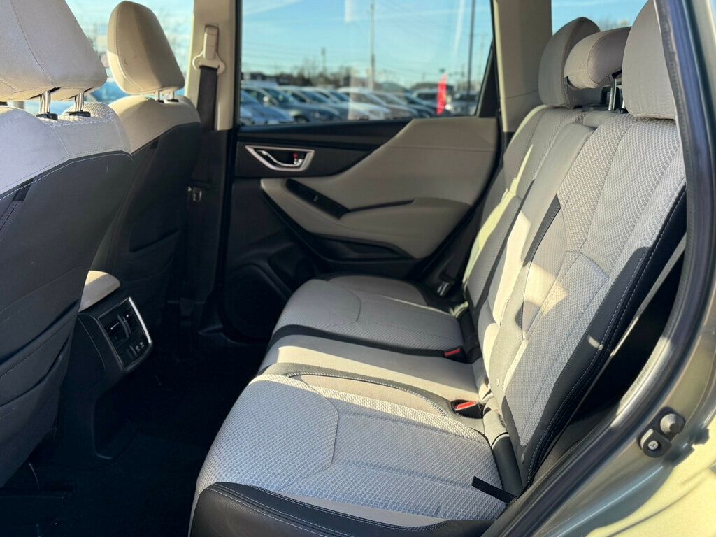 2019 Subaru Forester 2.5i Premium - 22975548 - 15