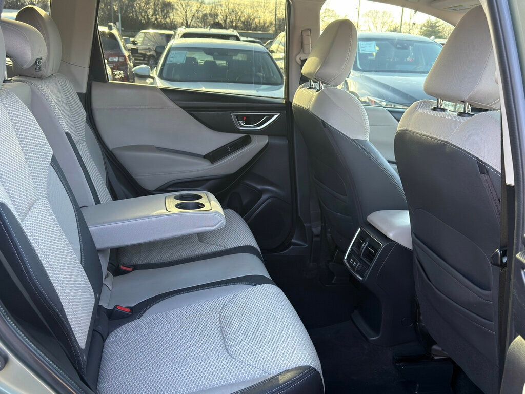 2019 Subaru Forester 2.5i Premium - 22975548 - 18