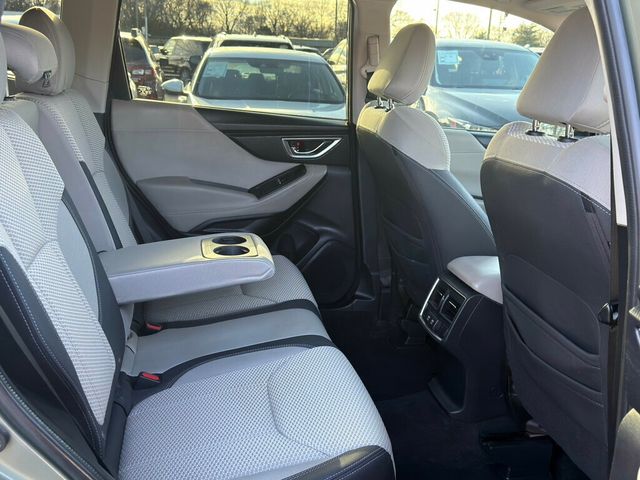 2019 Subaru Forester 2.5i Premium - 22975548 - 18