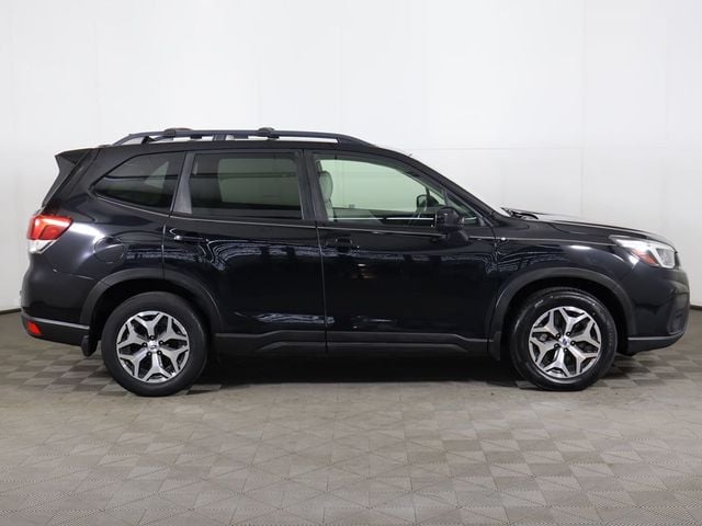 2019 Subaru Forester 2.5i Premium - 23043199 - 17