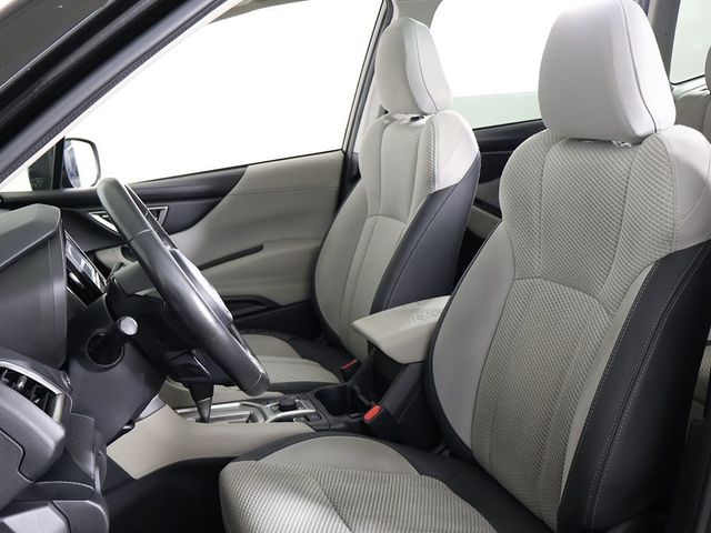 2019 Subaru Forester 2.5i Premium - 23043199 - 29