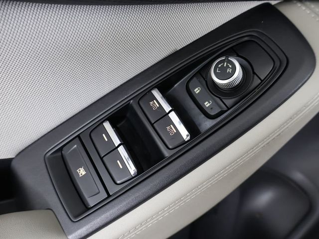 2019 Subaru Forester 2.5i Premium - 23043199 - 35