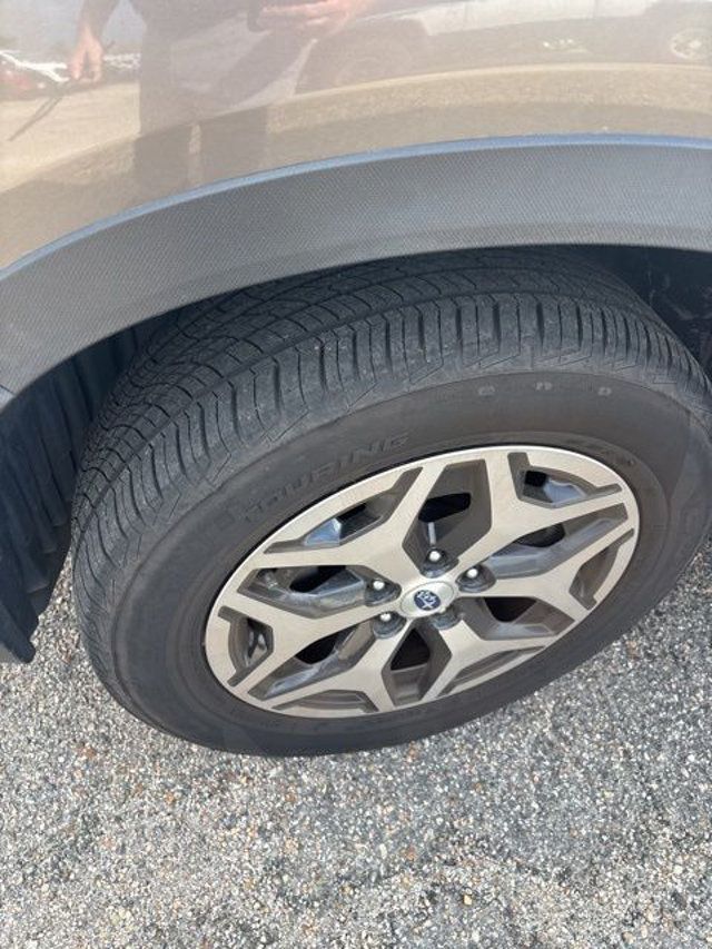 2019 Subaru Forester 2.5i Premium - 22996337 - 10