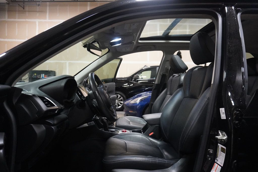 2019 Subaru Forester 2.5i Touring photo 2