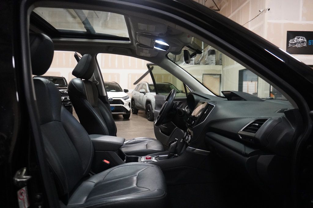 2019 Subaru Forester 2.5i Touring photo 3