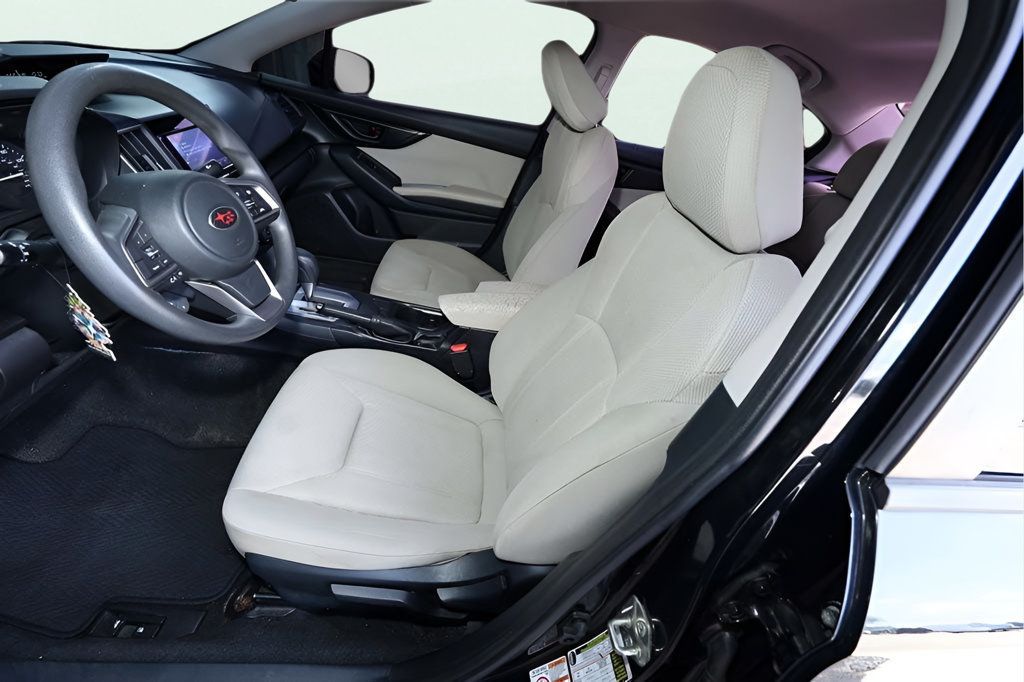 2019 Subaru Impreza 2.0i photo 11
