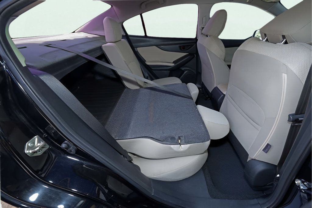 2019 Subaru Impreza 2.0i photo 15