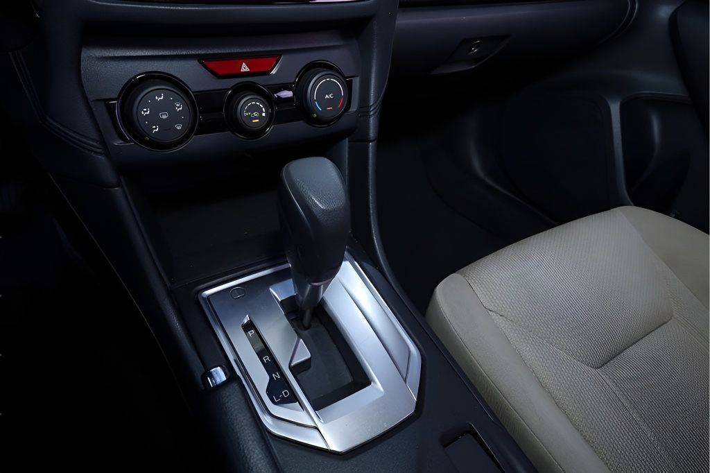 2019 Subaru Impreza 2.0i photo 26