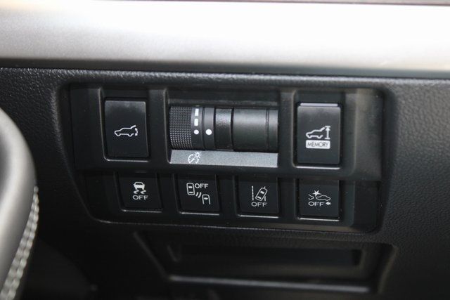 2019 Subaru Outback 2.5i Limited photo 13
