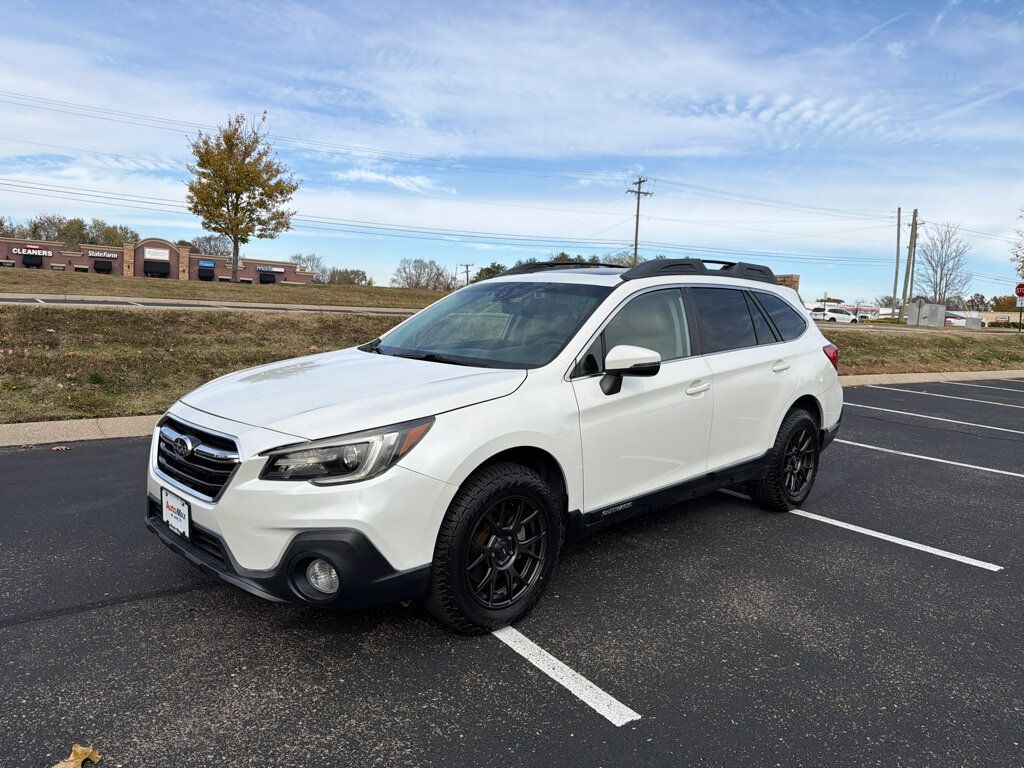 2019 Subaru Outback 2.5i Limited - 22945949 | Video 1