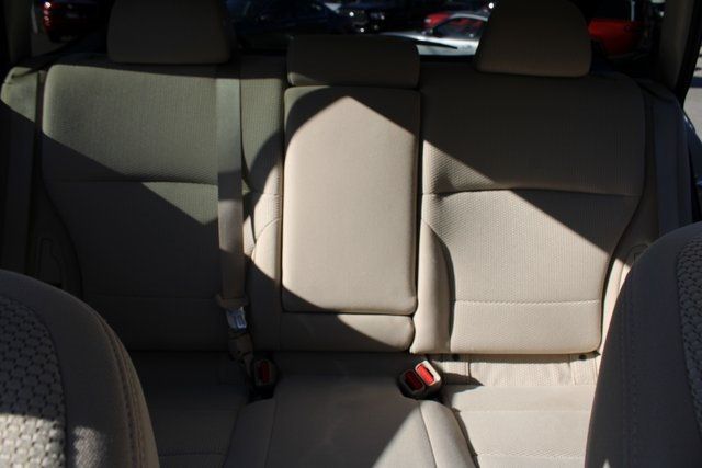 2019 Subaru Outback 2.5i Premium photo 22