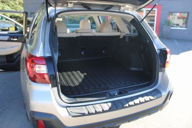 2019 Subaru Outback 2.5i Premium photo 24
