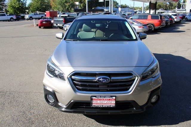 2019 Subaru Outback 2.5i Premium photo 8