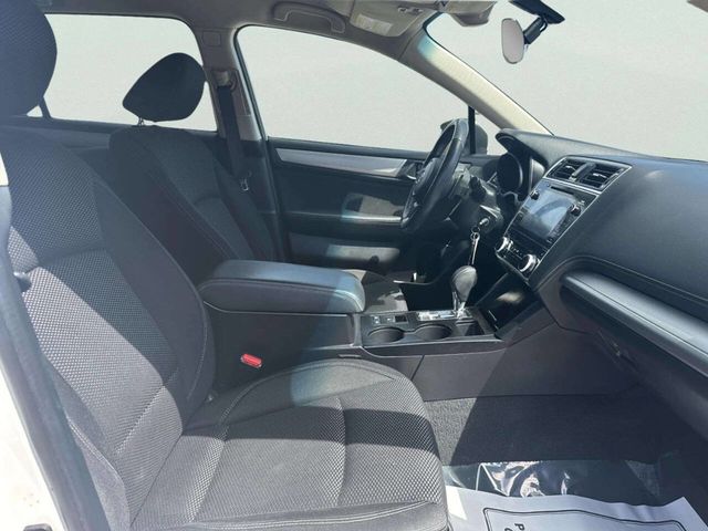 2019 Subaru Outback 2.5i Premium - 23032534 - 18