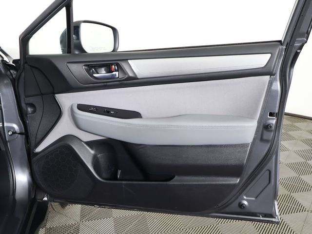 2019 Subaru Outback 2.5i Premium - 23064865 - 25