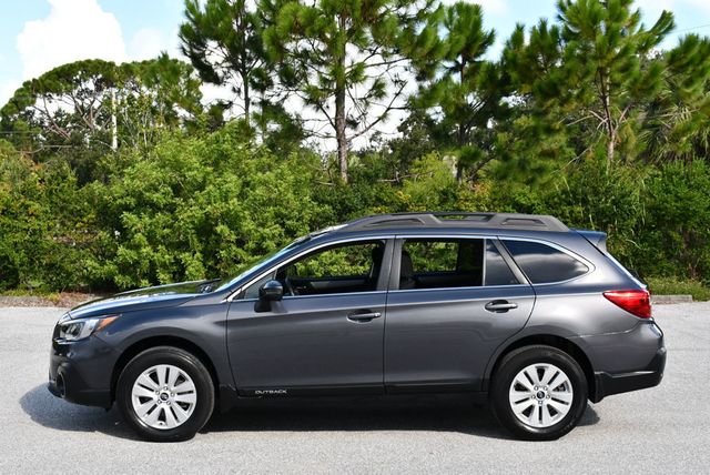 2019 Subaru Outback 2.5i Premium AWD Wagon W/Eyesight Pre-Collision Braking - 22902283 - 25