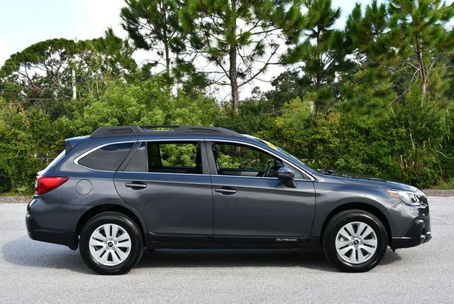 2019 Subaru Outback 2.5i Premium AWD Wagon W/Eyesight Pre-Collision Braking - 22902283 - 35