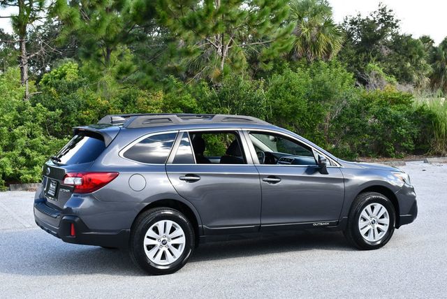2019 Subaru Outback 2.5i Premium AWD Wagon W/Eyesight Pre-Collision Braking - 22902283 - 5